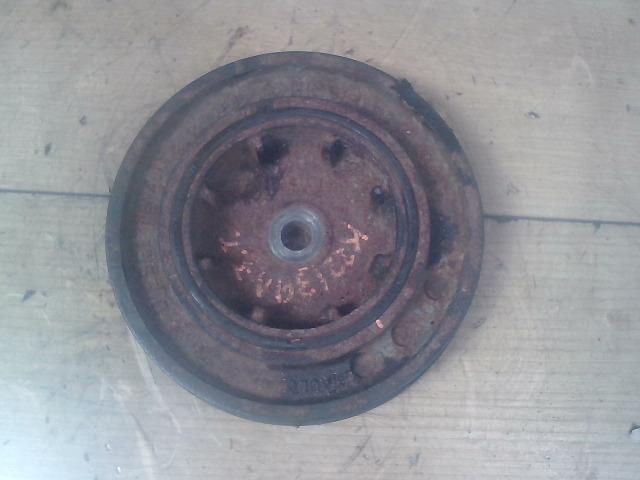 bontott RENAULT LAGUNA I Főtengely Szíjtárcsa