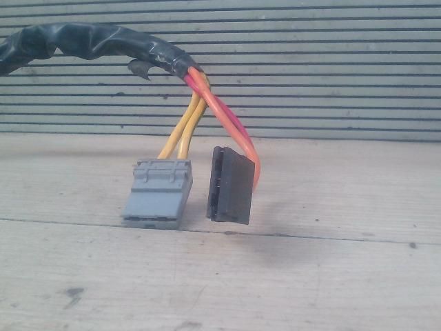 bontott RENAULT LAGUNA I Gyújtáskapcsoló Házzal