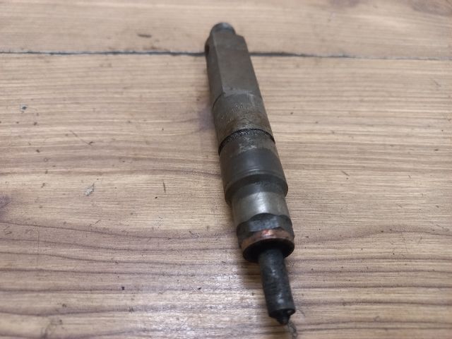 bontott RENAULT LAGUNA I Porlasztó (1 db)