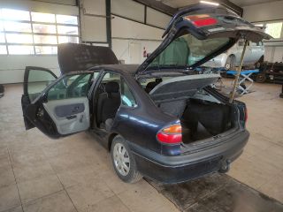 bontott RENAULT LAGUNA I Tanksapka