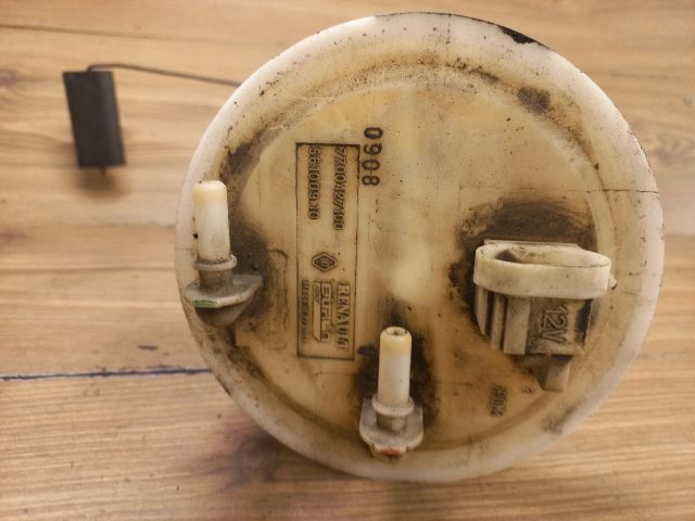 bontott RENAULT LAGUNA I Üzemanyagszint Jeladó