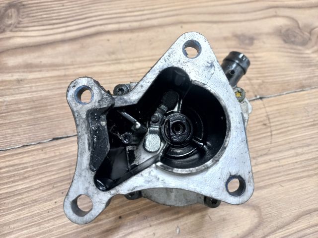 bontott RENAULT LAGUNA I Vákumpumpa