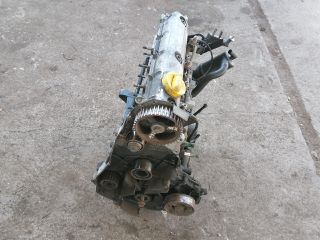 bontott RENAULT LAGUNA I Motor (Fűzött blokk hengerfejjel)