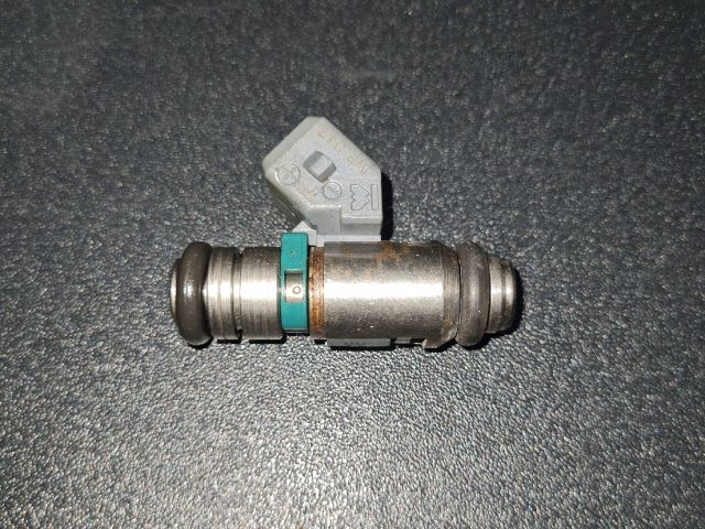 bontott RENAULT LAGUNA I Porlasztó (1 db)