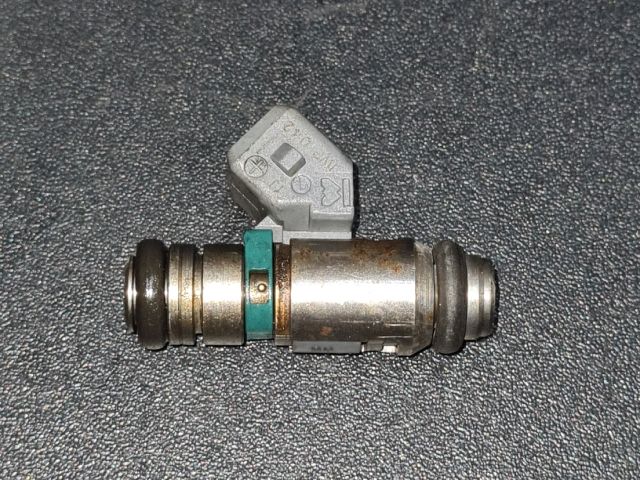 bontott RENAULT LAGUNA I Porlasztó (1 db)