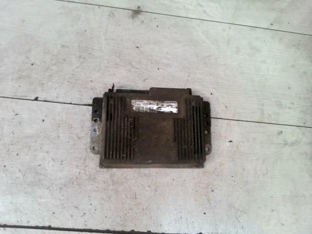 bontott RENAULT LAGUNA I Motorvezérlő