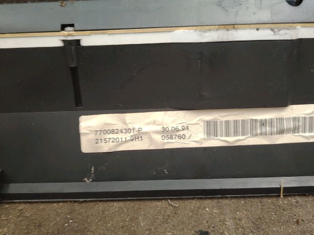 bontott RENAULT LAGUNA I Kilométeróra