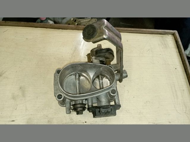 bontott RENAULT LAGUNA I Fojtószelep (Mechanikus)