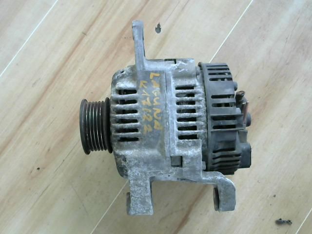bontott RENAULT LAGUNA I Generátor
