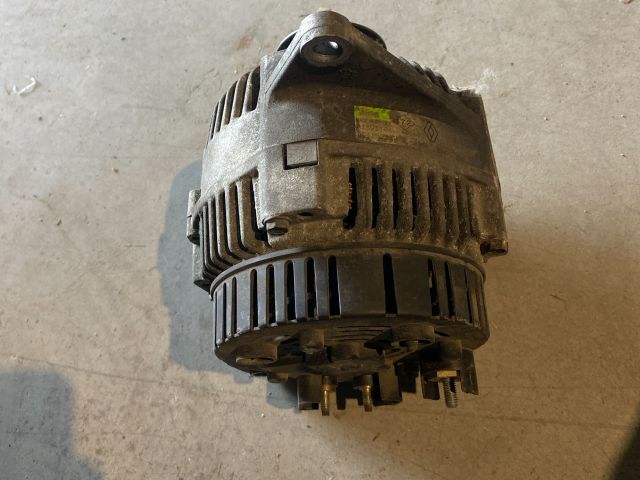 bontott RENAULT LAGUNA I Generátor