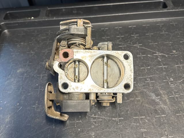 bontott RENAULT LAGUNA I Fojtószelep (Elektromos)