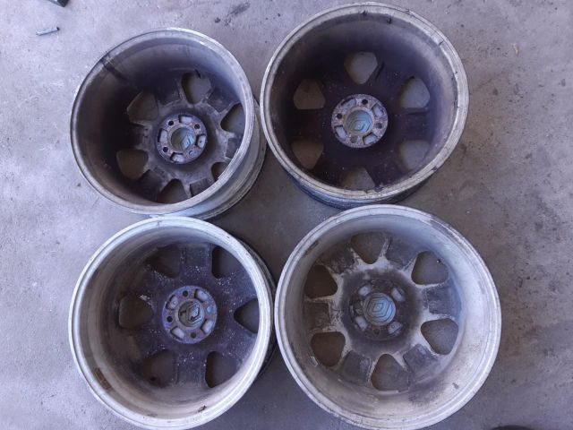 bontott RENAULT LAGUNA I Alufelni Szett