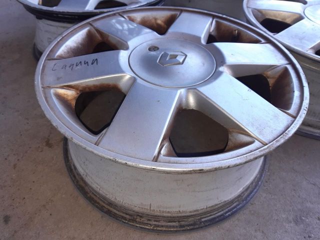 bontott RENAULT LAGUNA I Alufelni Szett