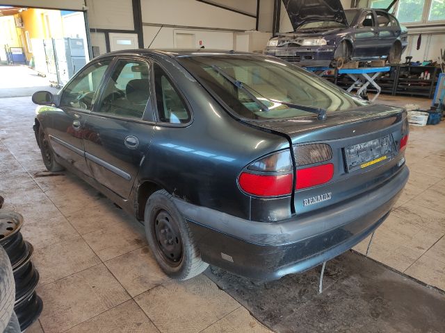 bontott RENAULT LAGUNA I Bal B Oszlop Burkolat