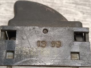 bontott RENAULT LAGUNA I Bal első Ablakemelő Kapcsoló