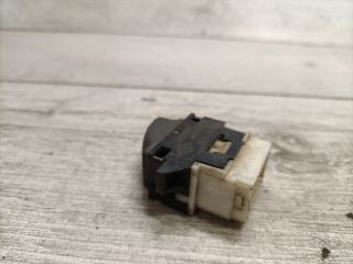 bontott RENAULT LAGUNA I Bal első Ablakemelő Kapcsoló