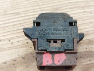 bontott RENAULT LAGUNA I Bal első Ablakemelő Kapcsoló