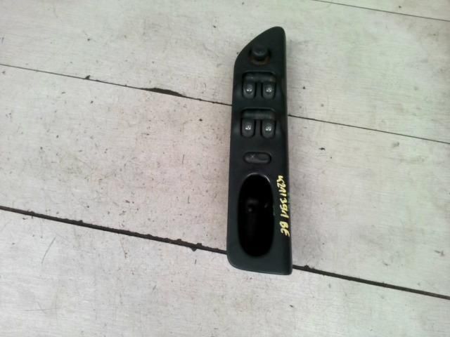 bontott RENAULT LAGUNA I Bal első Ablakemelő Kapcsoló