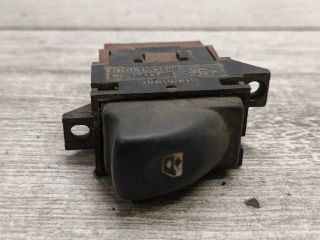 bontott RENAULT LAGUNA I Bal első Ablakemelő Kapcsoló