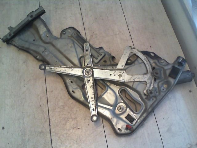 bontott RENAULT LAGUNA I Bal első Ablakemelő Szerkezet (Elektromos)