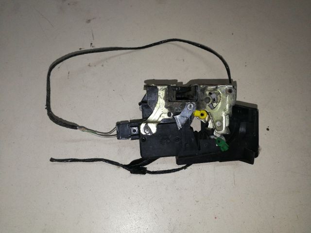 bontott RENAULT LAGUNA I Bal első Ajtózár