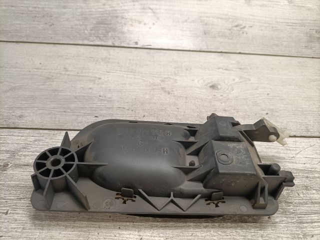 bontott RENAULT LAGUNA I Bal első Belső Kilincs