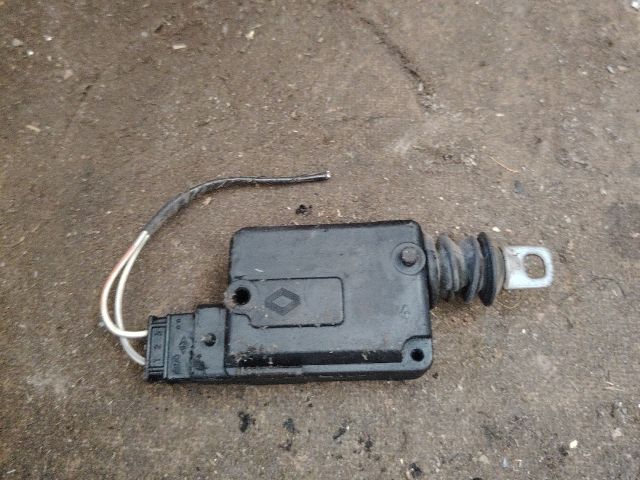 bontott RENAULT LAGUNA I Bal első Központizár Motor