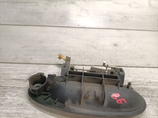 bontott RENAULT LAGUNA I Bal első Külső Kilincs