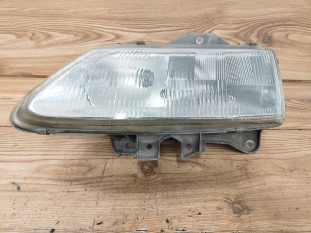 bontott RENAULT LAGUNA I Bal Fényszóró