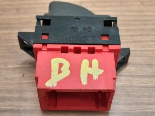 bontott RENAULT LAGUNA I Bal hátsó Ablakemelő Kapcsoló