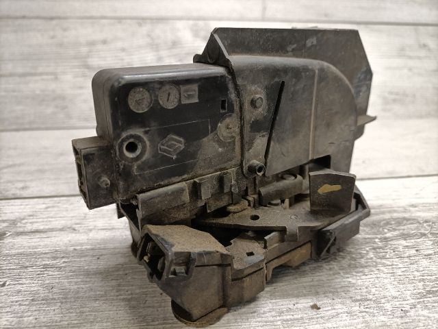 bontott RENAULT LAGUNA I Bal hátsó Ajtózár