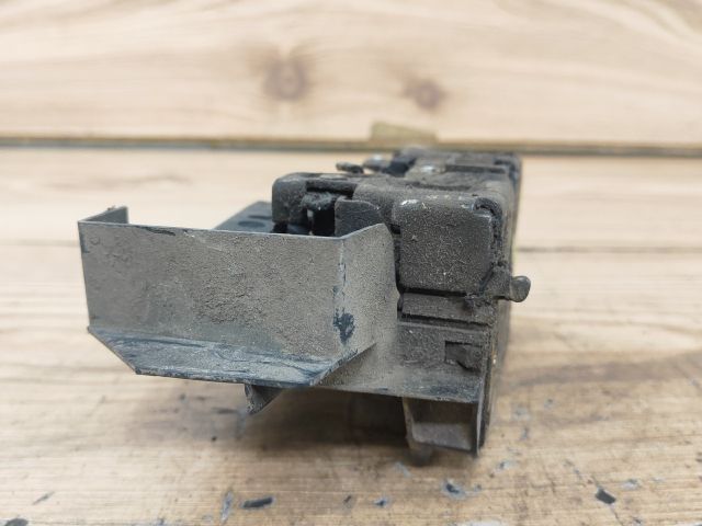 bontott RENAULT LAGUNA I Bal hátsó Ajtózár