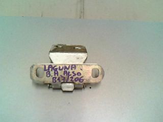 bontott RENAULT LAGUNA I Bal hátsó Alsó Zsanér