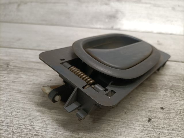 bontott RENAULT LAGUNA I Bal hátsó Belső Kilincs