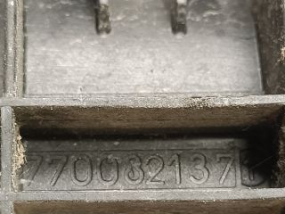 bontott RENAULT LAGUNA I Bal hátsó Külső Kilincs