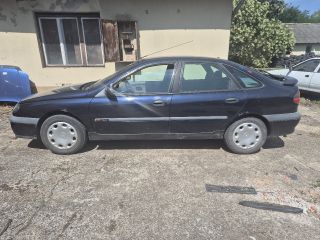 bontott RENAULT LAGUNA I Bal Hátsó Lámpa