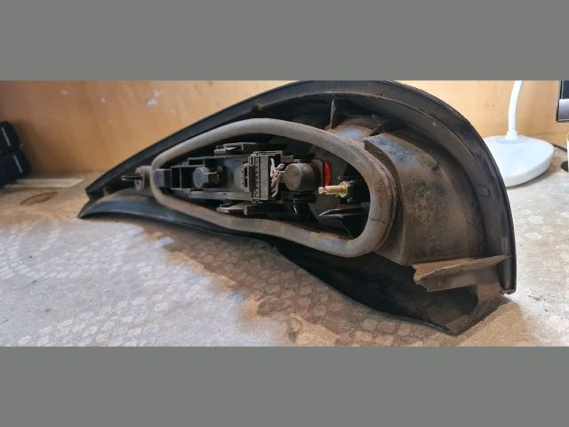 bontott RENAULT LAGUNA I Bal Hátsó Lámpa