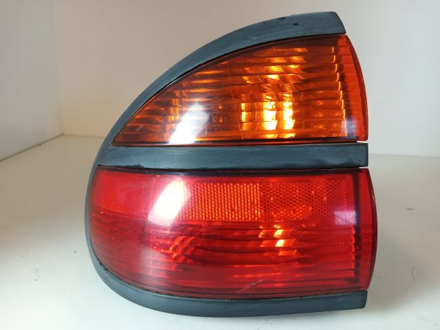 bontott RENAULT LAGUNA I Bal Külső Hátsó Lámpa