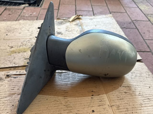 bontott RENAULT LAGUNA I Bal Visszapillantó Tükör (Elektromos)