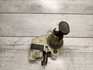 bontott RENAULT LAGUNA I Csomagtér Nyitó Kar / Gomb