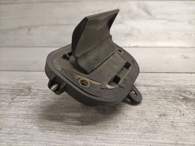 bontott RENAULT LAGUNA I Csomagtér Nyitó Kar / Gomb