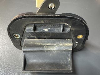 bontott RENAULT LAGUNA I Csomagtérajtó Kilincs