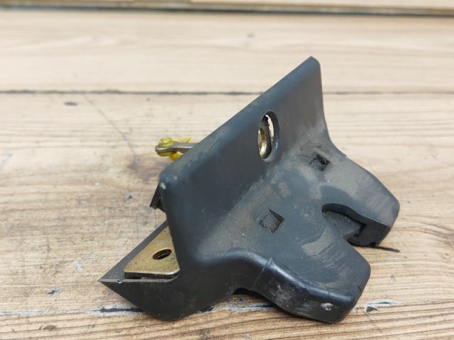 bontott RENAULT LAGUNA I Csomagtérajtó Zárszerkezet