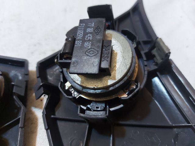 bontott RENAULT LAGUNA I Első Hangszóró Pár