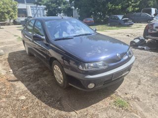 bontott RENAULT LAGUNA I Első Lökhárító (Részeivel)