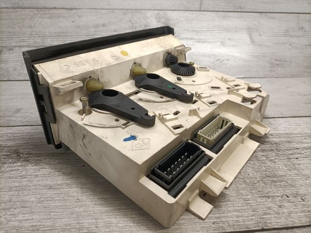 bontott RENAULT LAGUNA I Fűtéskapcsoló (manuális klímás)