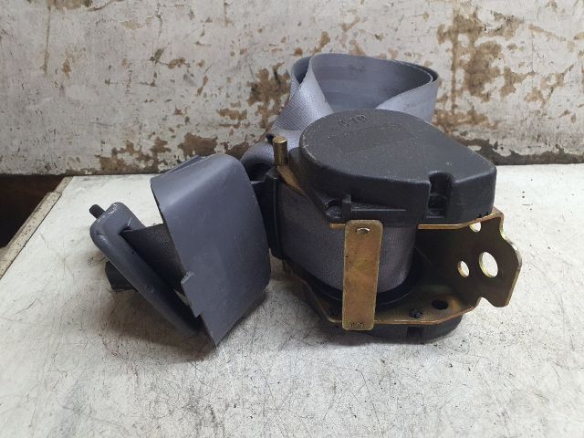 bontott RENAULT LAGUNA I Hátsó középső Biztonsági Öv