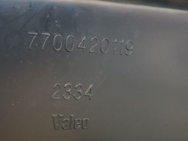 bontott RENAULT LAGUNA I Hátsó Lámpa Középső