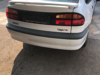 bontott RENAULT LAGUNA I Hátsó Lökhárító Merevítő (Fém)