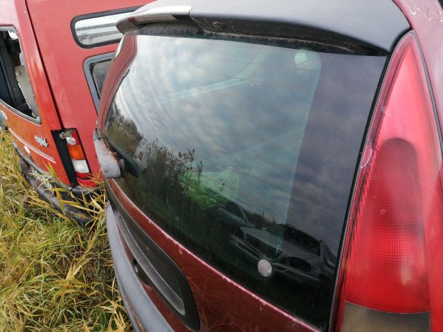 bontott RENAULT LAGUNA I Hátsó Szélvédő